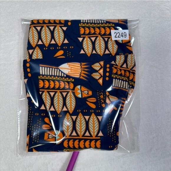 LuLaRoe Navy Tan Gold Tribal Arrows Feathers Aztec Leggings Tall & Curvy TC - Picture 5 of 6